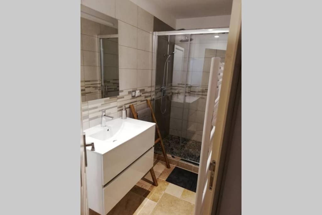 La Maison Du Colombophile Neuville-sur-Ailette Luaran gambar
